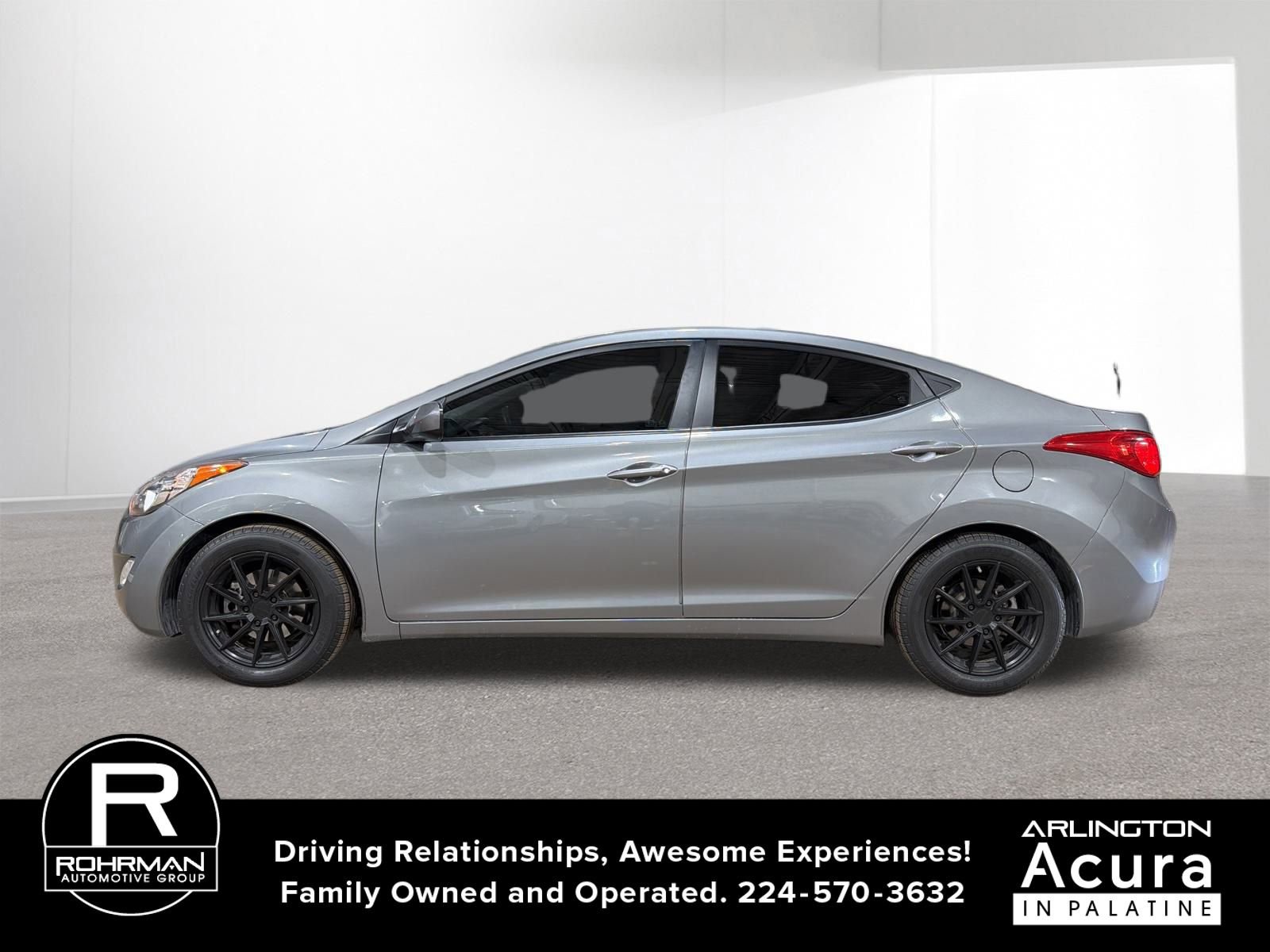 Used 2013 Hyundai Elantra GLS w/ Preferred Pkg image 2