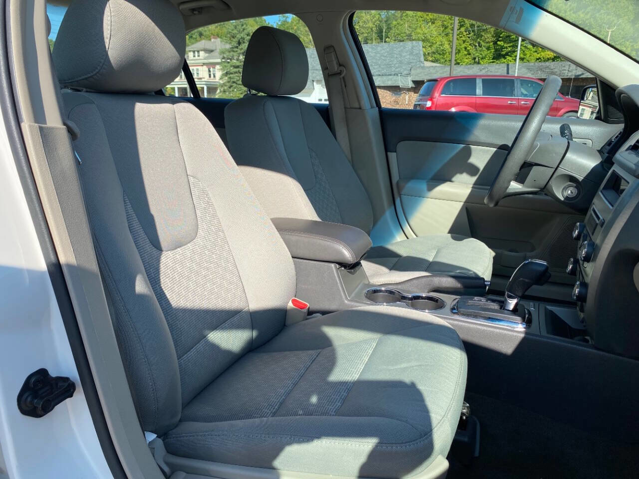 Used 2012 Ford Fusion SE image 17