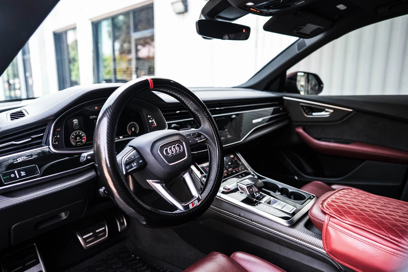 Used 2024 Audi SQ8 Premium Plus AWD/4WD image 35