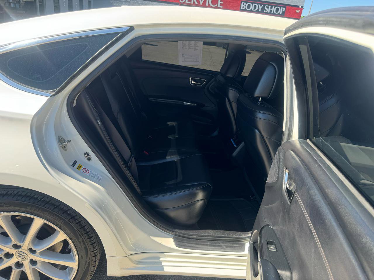 Used 2013 Toyota Avalon XLE Touring image 10