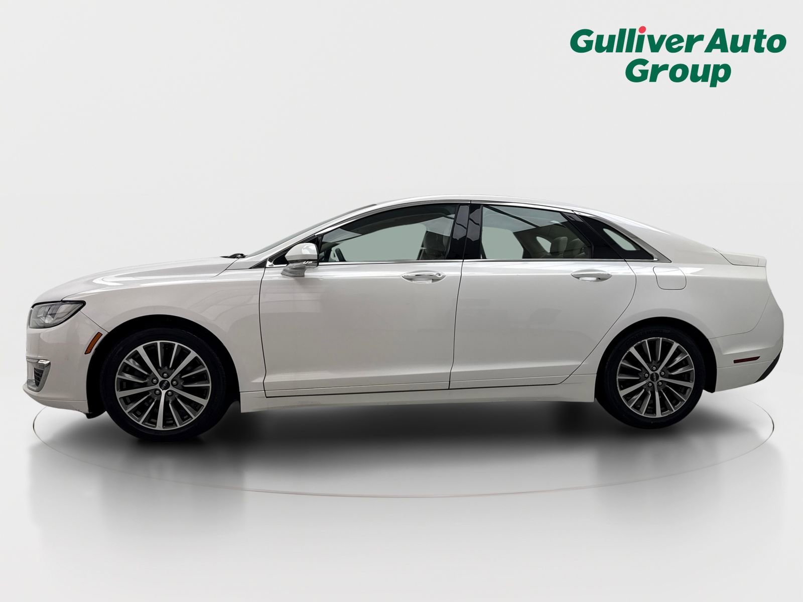 Used 2017 Lincoln MKZ Premiere AWD/4WD image 3