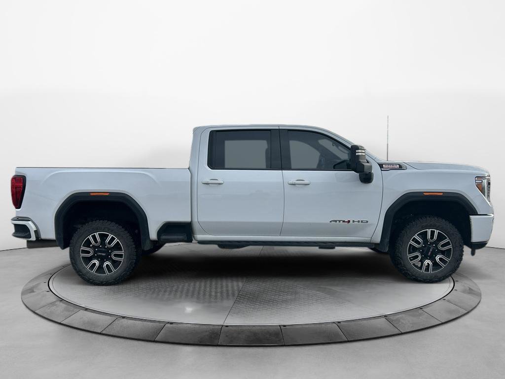 Used 2022 GMC Sierra 2500 AT4 image 4