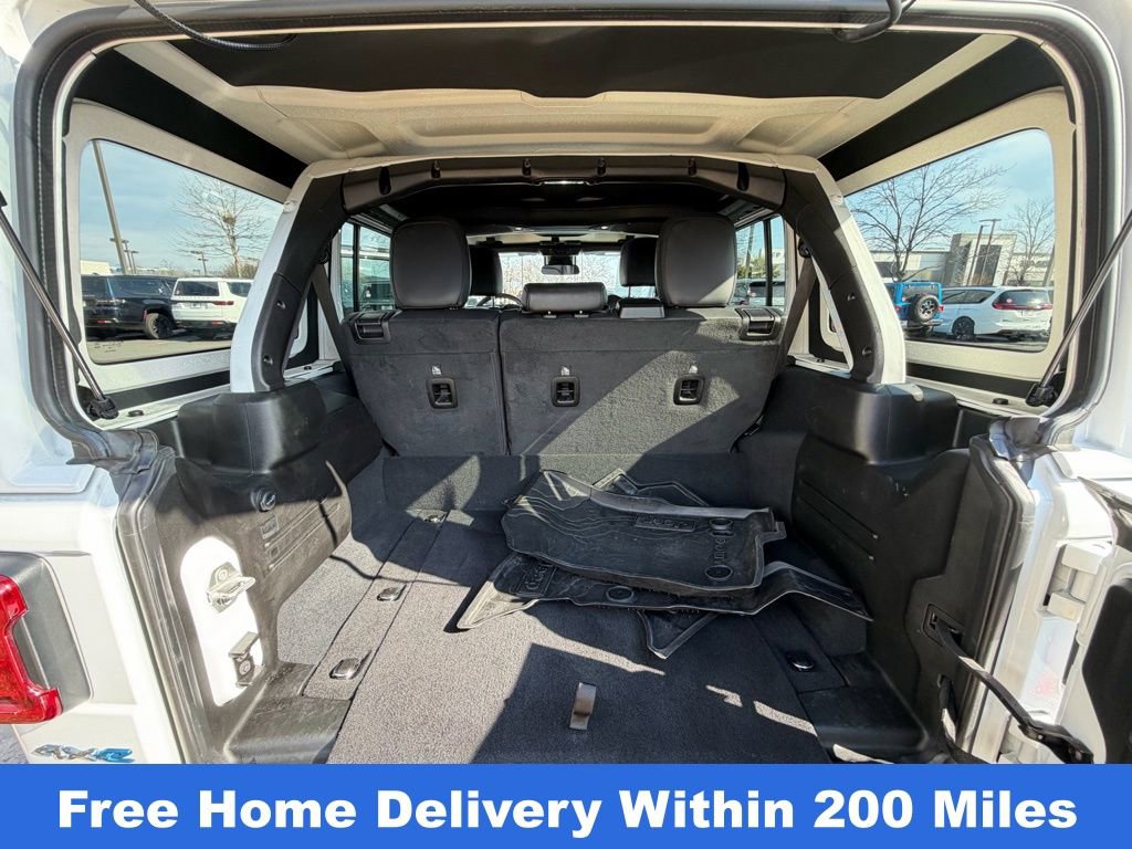 Used 2024 Jeep Wrangler Unlimited Sahara w/ Safety Group image 32