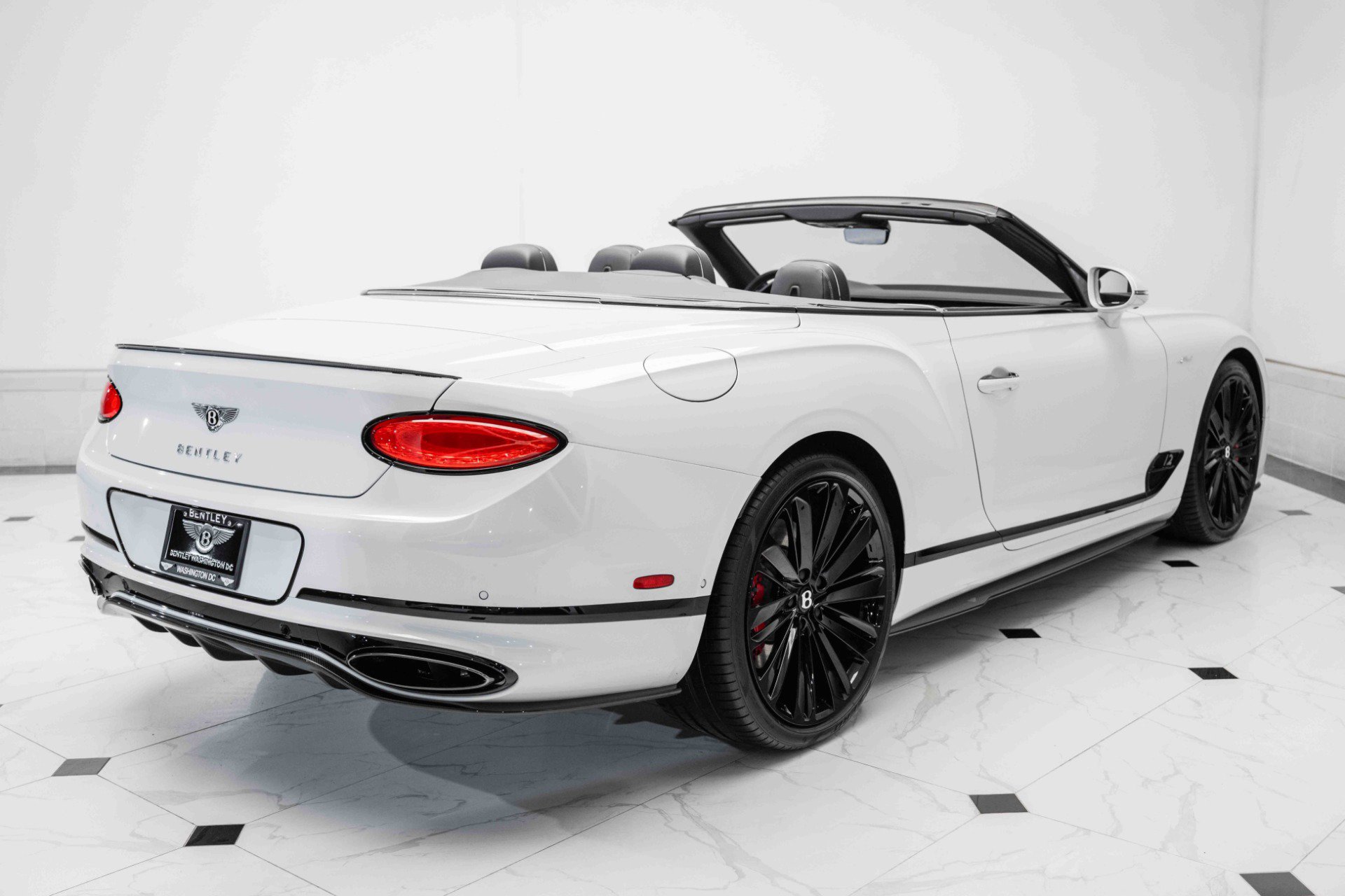 Used 2023 Bentley Continental GT Speed image 11