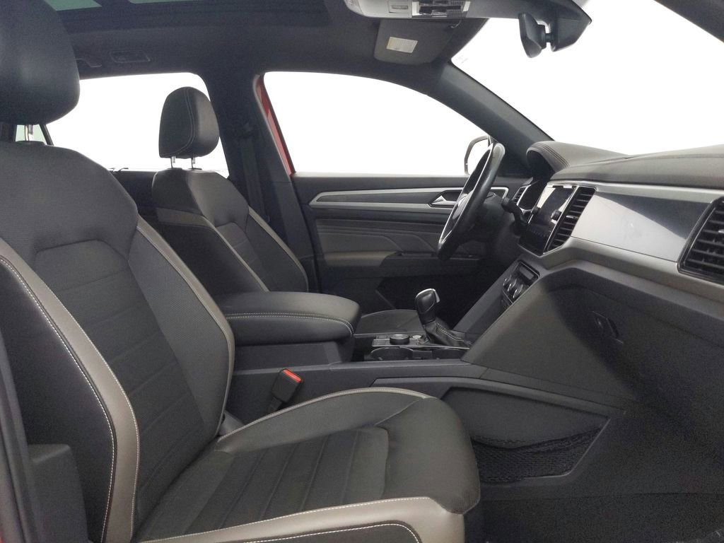 Used 2021 Volkswagen Atlas Cross Sport SEL Premium R-Line AWD/4WD image 32