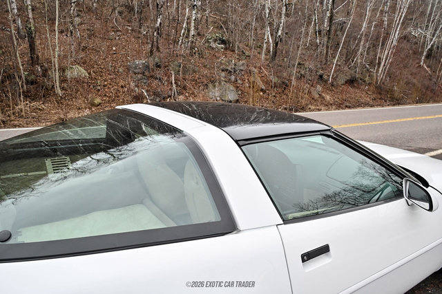 Used 1995 Chevrolet Corvette Coupe RWD image 68