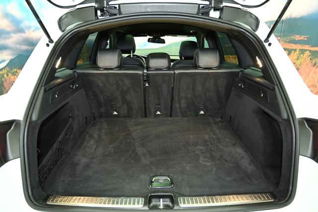 Used 2018 Mercedes-Benz GLC 300 4MATIC image 60