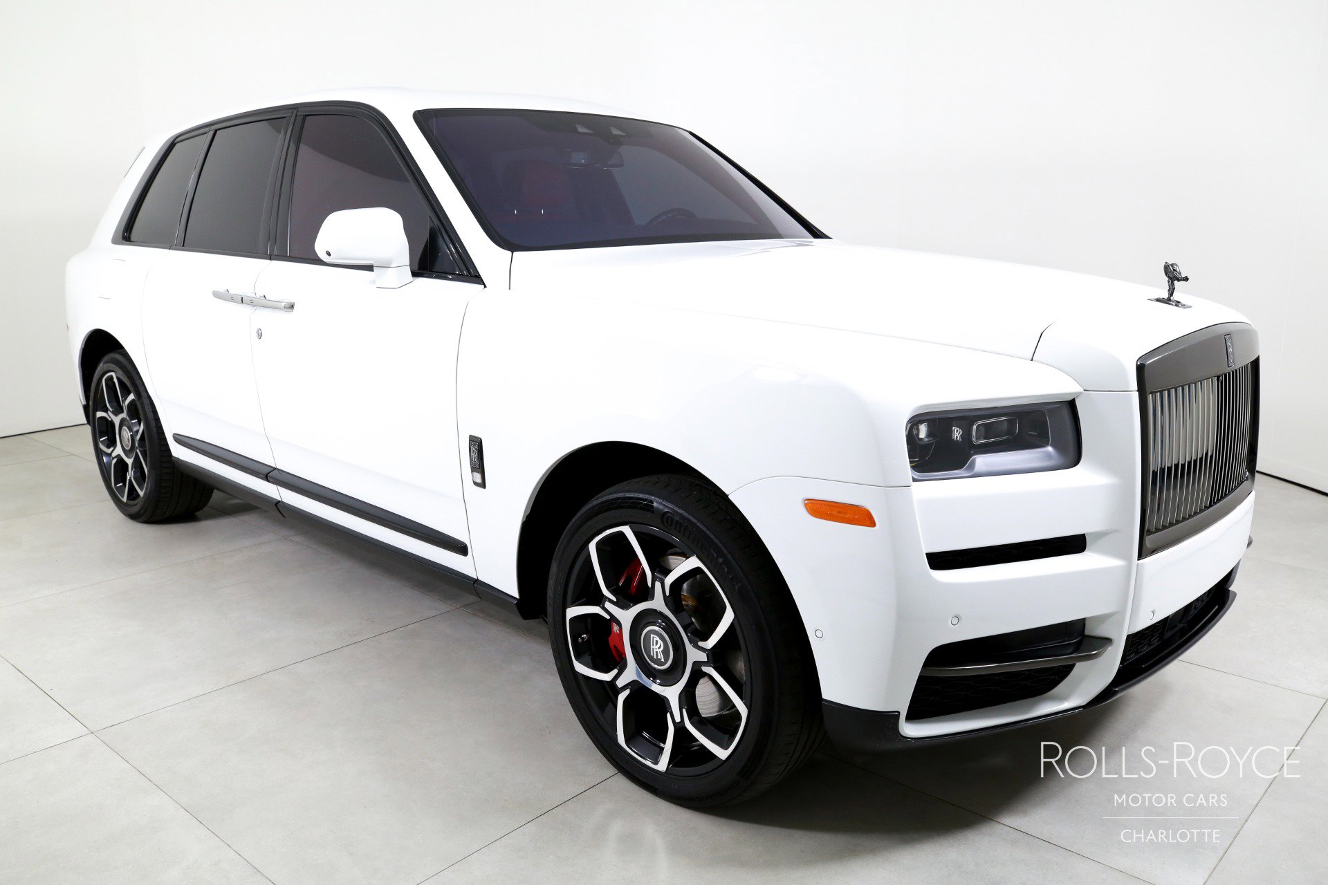 Used 2021 Rolls-Royce Cullinan Black Badge image 6