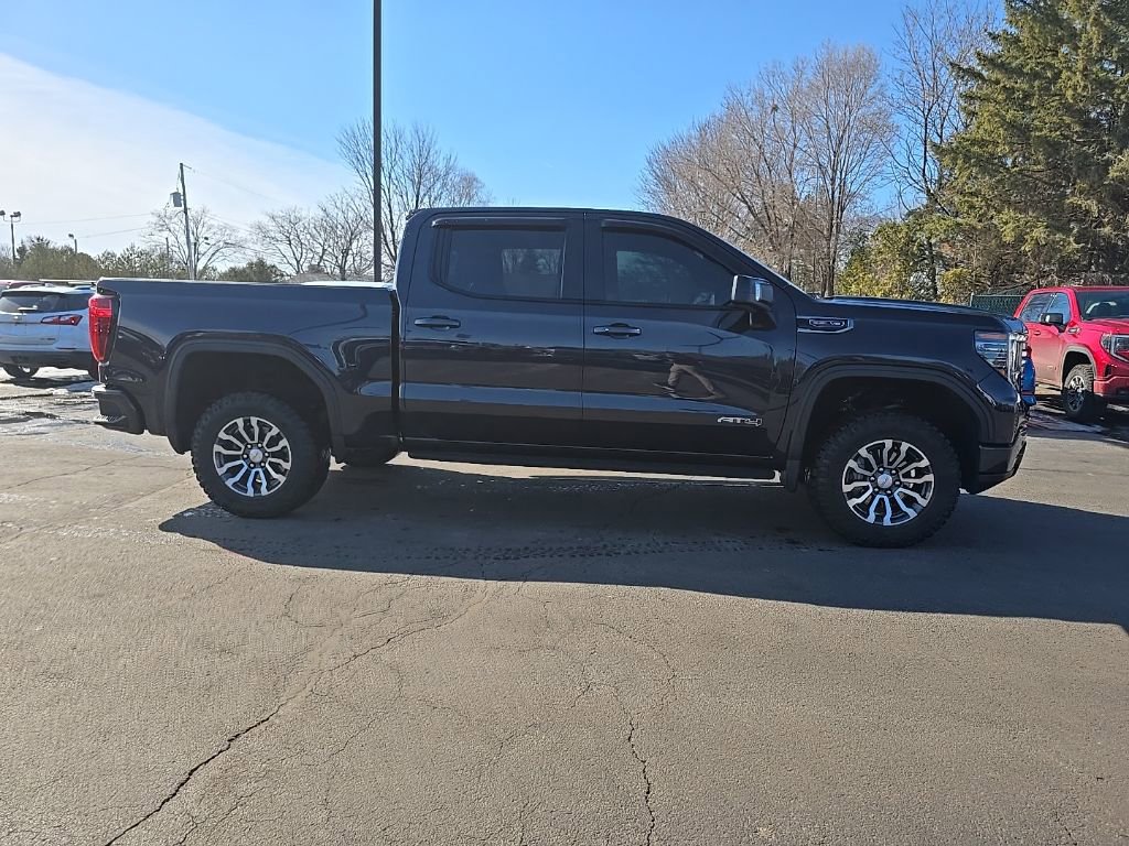 Used 2022 GMC Sierra 1500 AT4 w/ AT4 Premium Package image 5