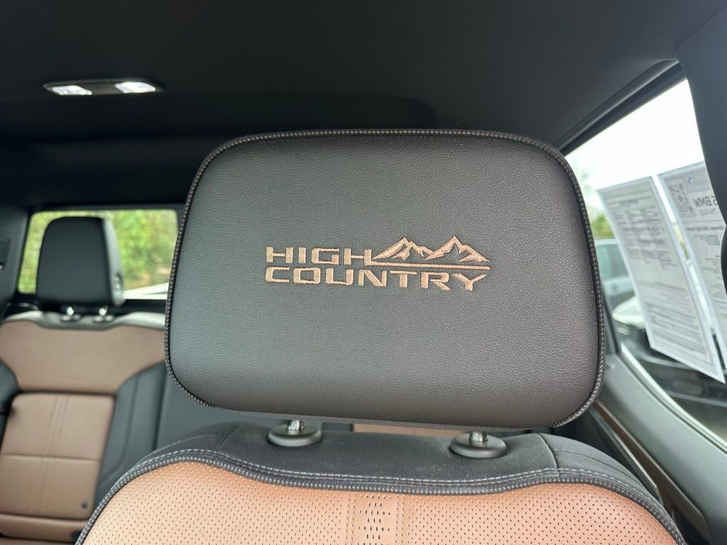 Used 2023 Chevrolet Silverado 1500 High Country w/ Z71 Off-Road Package image 21