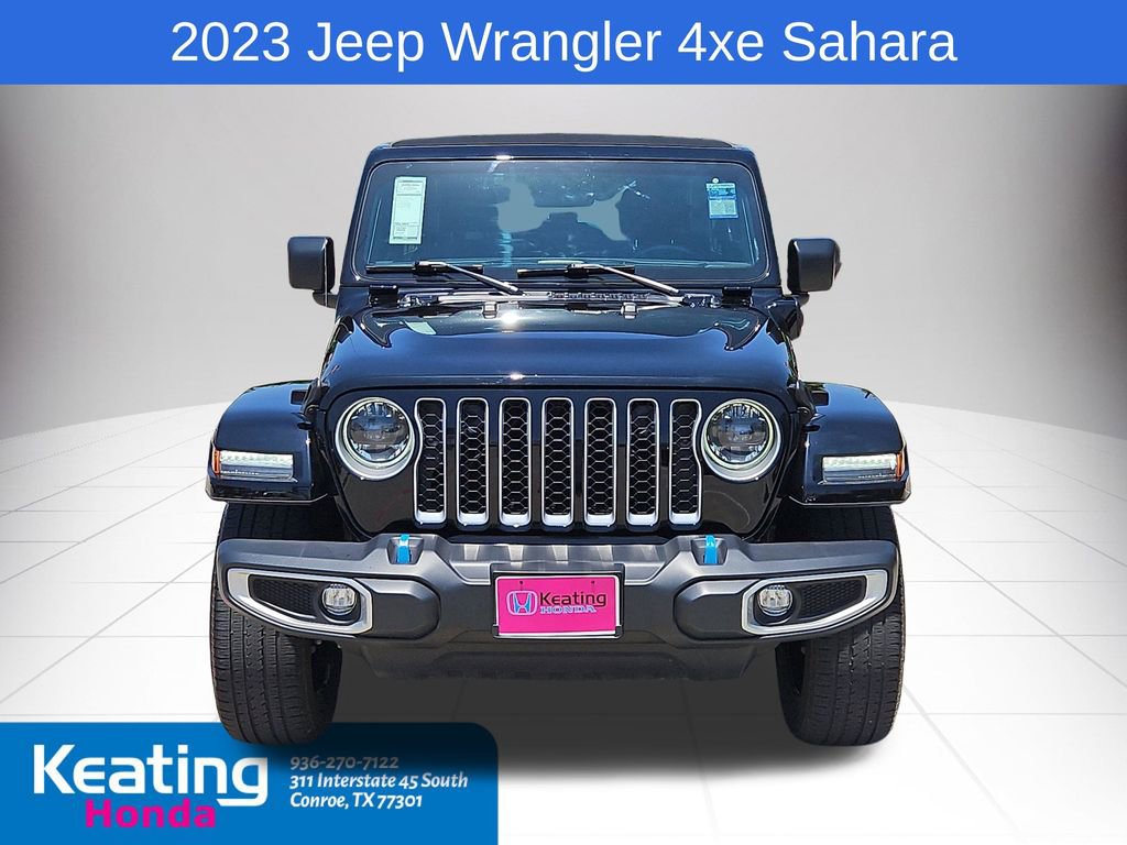 Used 2023 Jeep Wrangler Unlimited Sahara w/ Cold Weather Group AWD/4WD image 2