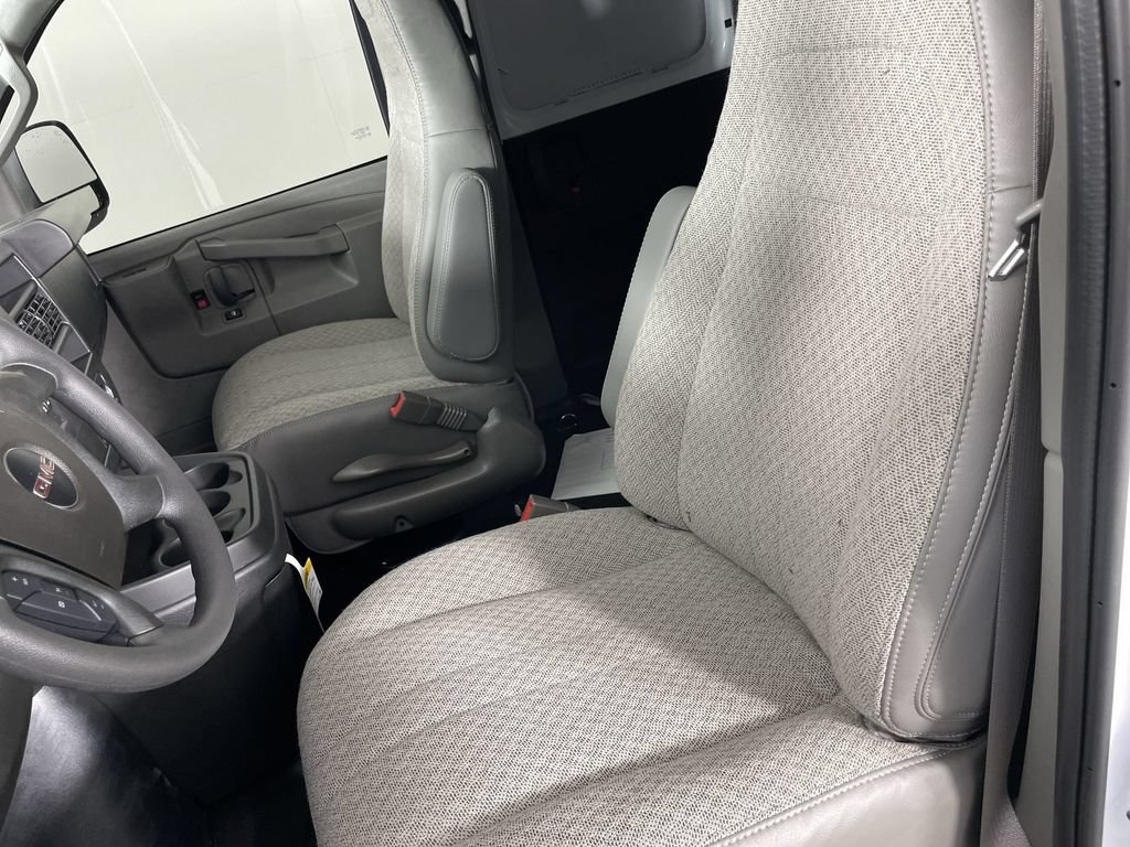 New 2025 GMC Savana 2500 Extended w/ Driver Convenience Package RWD image 18