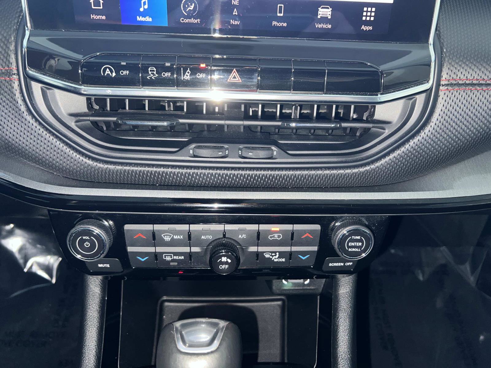Certified 2022 Jeep Compass Trailhawk w/ Trailhawk Elite Group AWD/4WD image 21