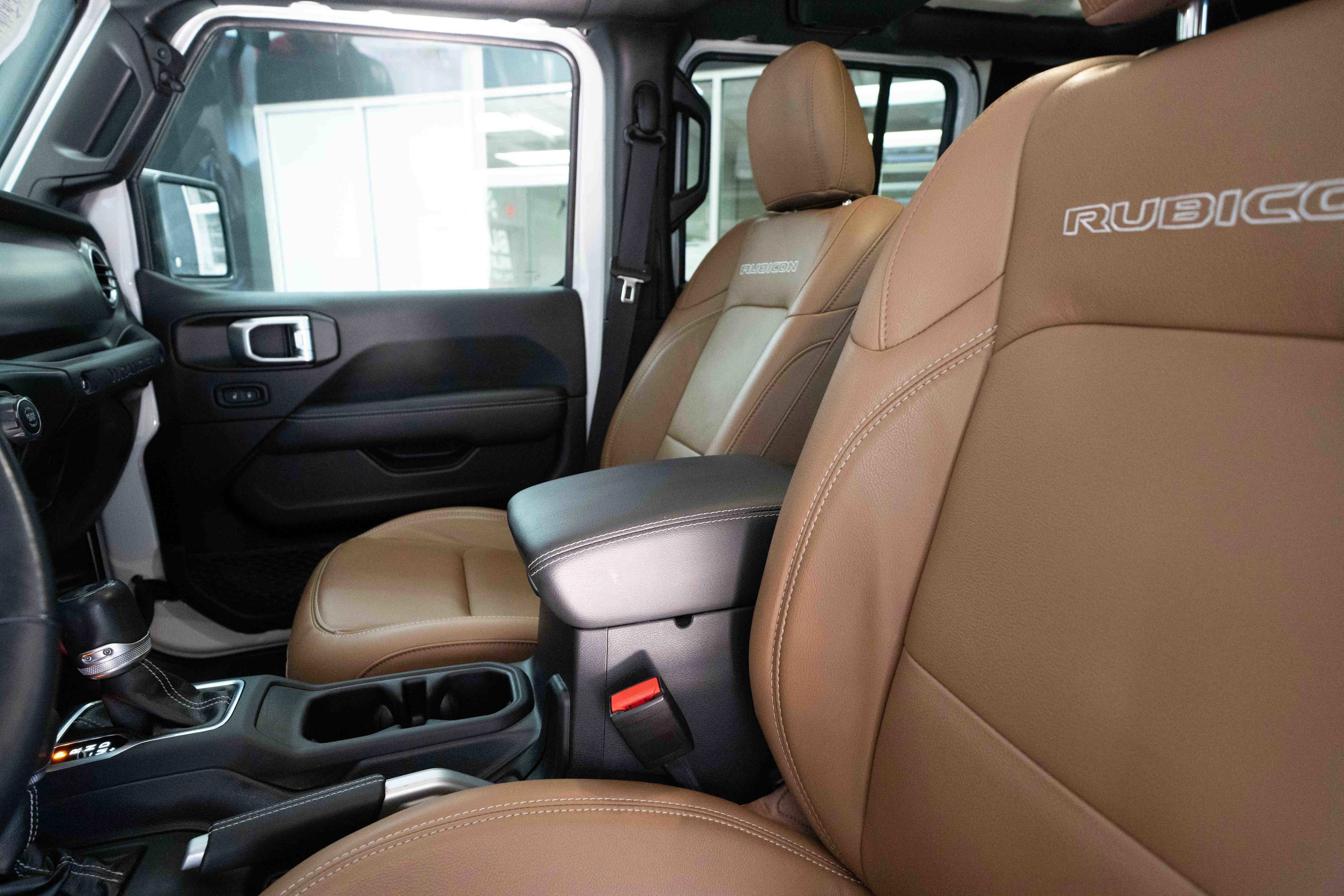 Used 2022 Jeep Wrangler Unlimited Rubicon w/ Xtreme Recon 35" Tire Package image 10