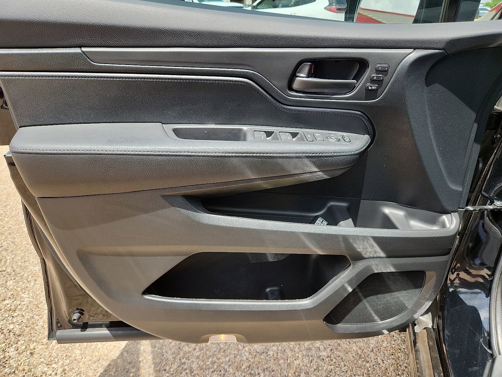 Used 2024 Honda Odyssey Sport image 13