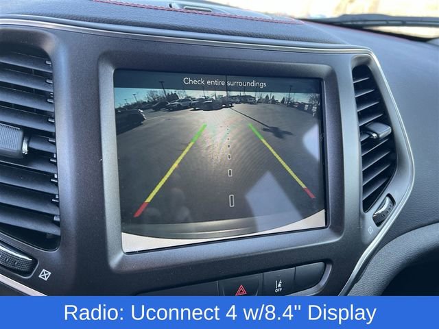 Used 2022 Jeep Cherokee Trailhawk w/ Comfort/Convenience Group image 27