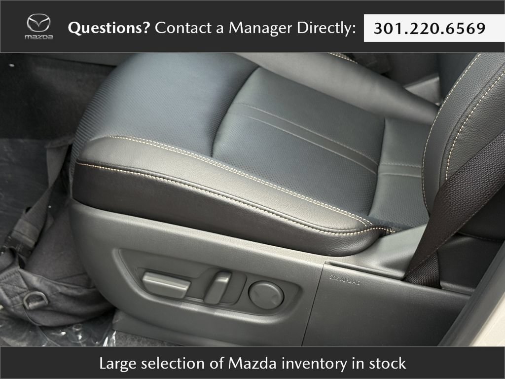 New 2026 MAZDA CX-90 Plug-In Hybrid w/Premium Sport AWD/4WD image 21