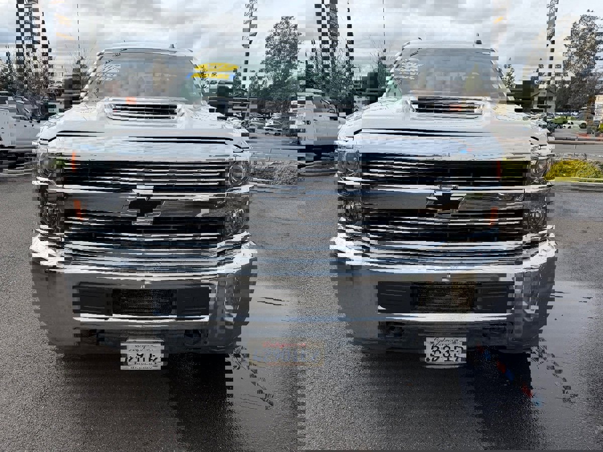 Used 2017 Chevrolet Silverado 3500 W/T w/ WT Convenience Package image 2