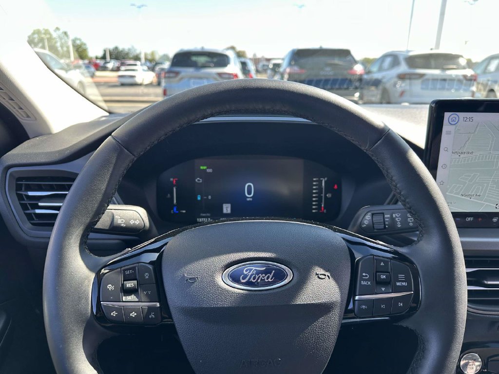 Certified 2023 Ford Escape SE FWD image 17