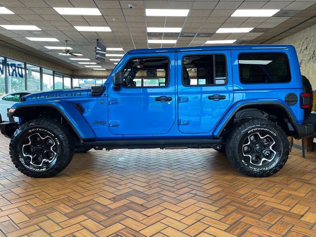 Used 2023 Jeep Wrangler Unlimited Rubicon 4xe w/ Safety Group AWD/4WD image 5