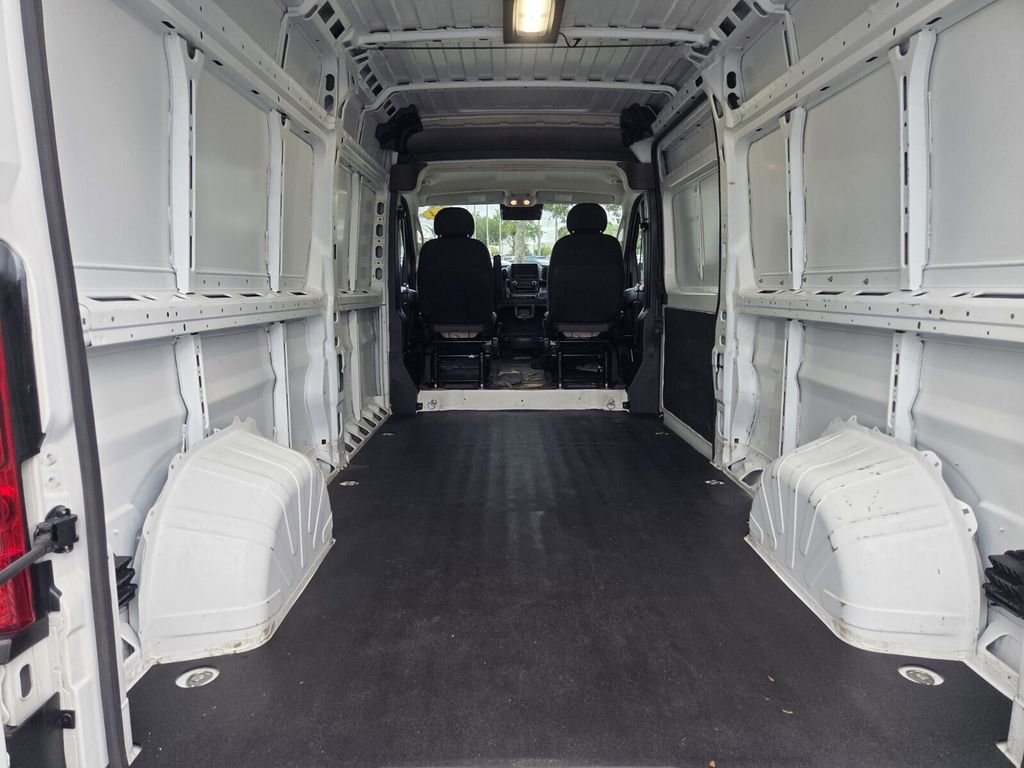 Used 2024 RAM ProMaster 2500 w/ Convenience Group FWD image 23