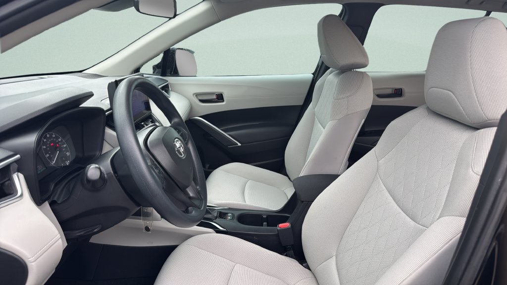 Used 2024 Toyota Corolla Cross L FWD image 9