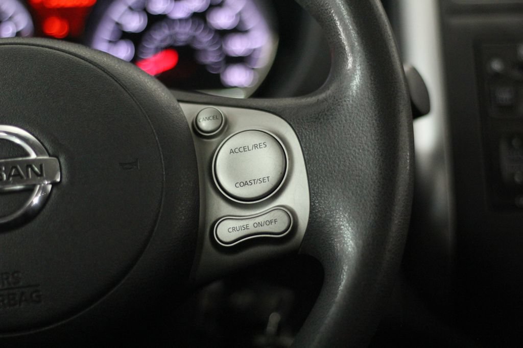 Used 2013 Nissan Versa SV w/ Convenience Pkg FWD image 13