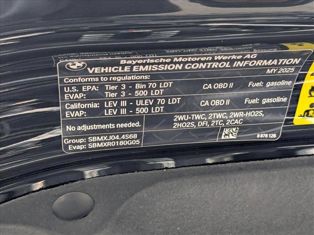 Used 2025 BMW X7 M60i image 18