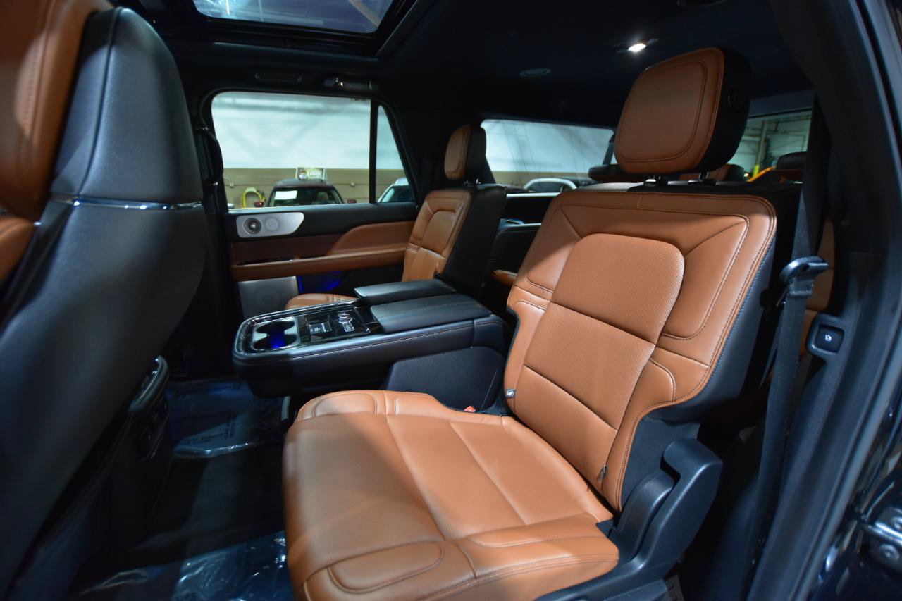 Used 2018 Lincoln Navigator L Reserve w/ Technology Package AWD/4WD image 41