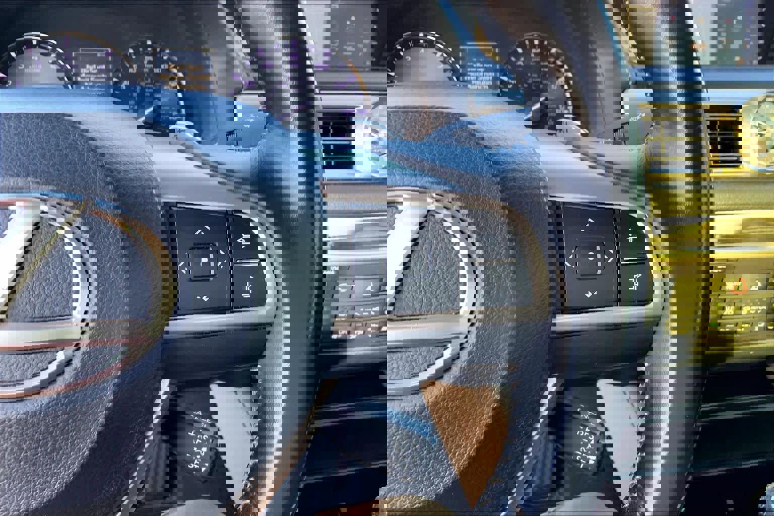 Used 2016 Lexus GS 200t image 24