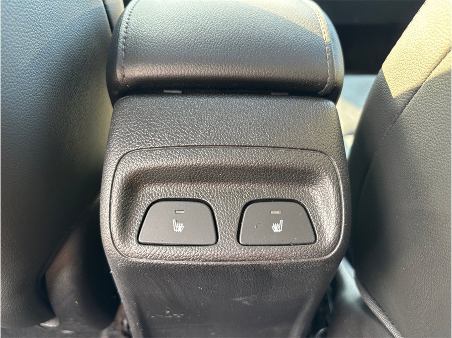 Used 2017 Chevrolet Cruze Premier FWD image 35