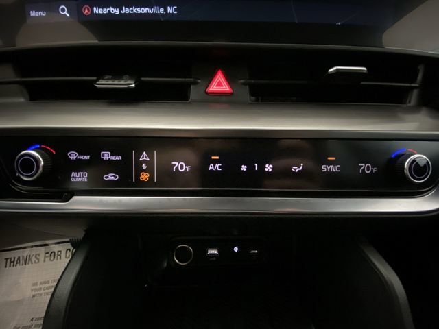 Used 2024 Kia Sportage EX image 19