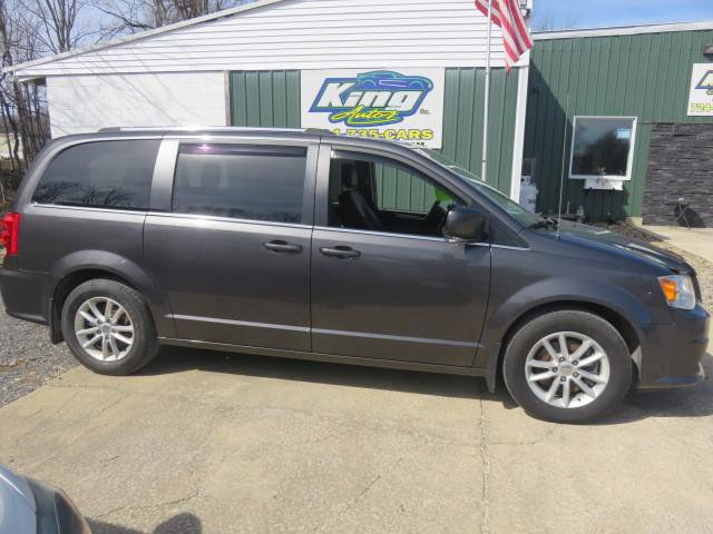 Used 2019 Dodge Grand Caravan SXT image 8
