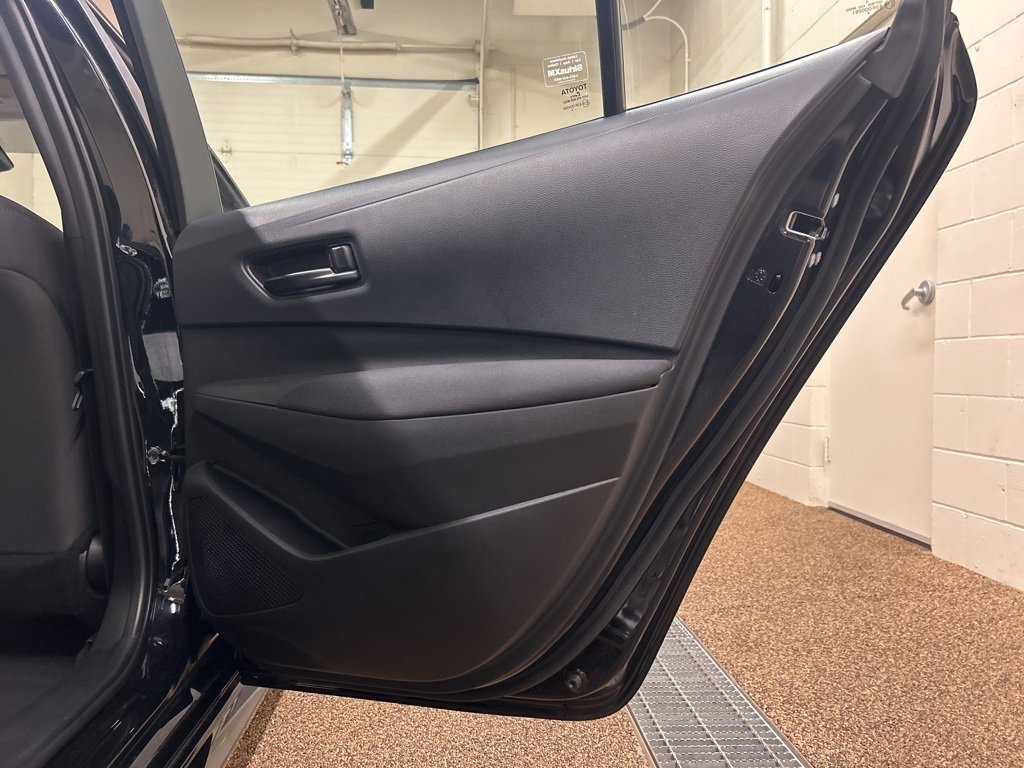 Used 2024 Toyota Corolla LE image 15