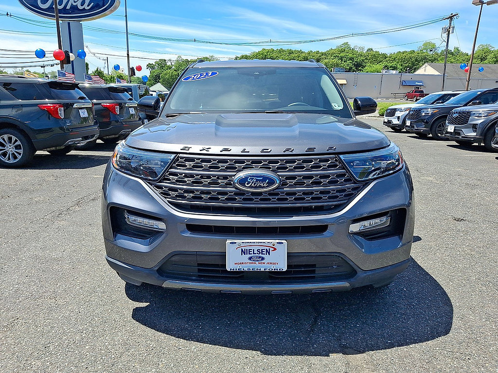 Certified 2023 Ford Explorer XLT w/ Equipment Group 202A AWD/4WD image 35