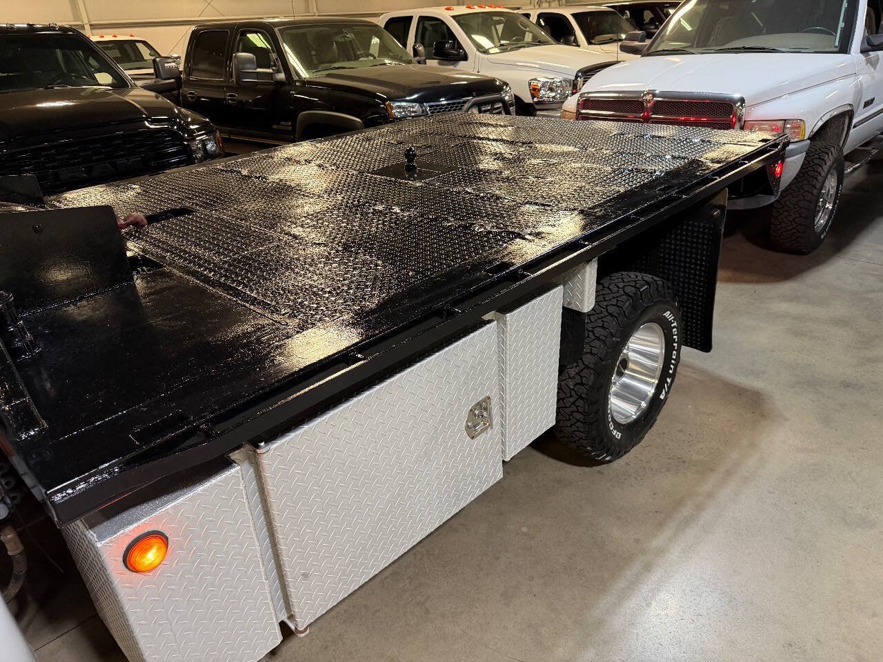 Used 1999 Ford F350 4x4 Regular Cab DRW Super Duty image 19