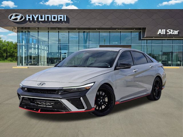 Used 2025 Hyundai Elantra N FWD image 3