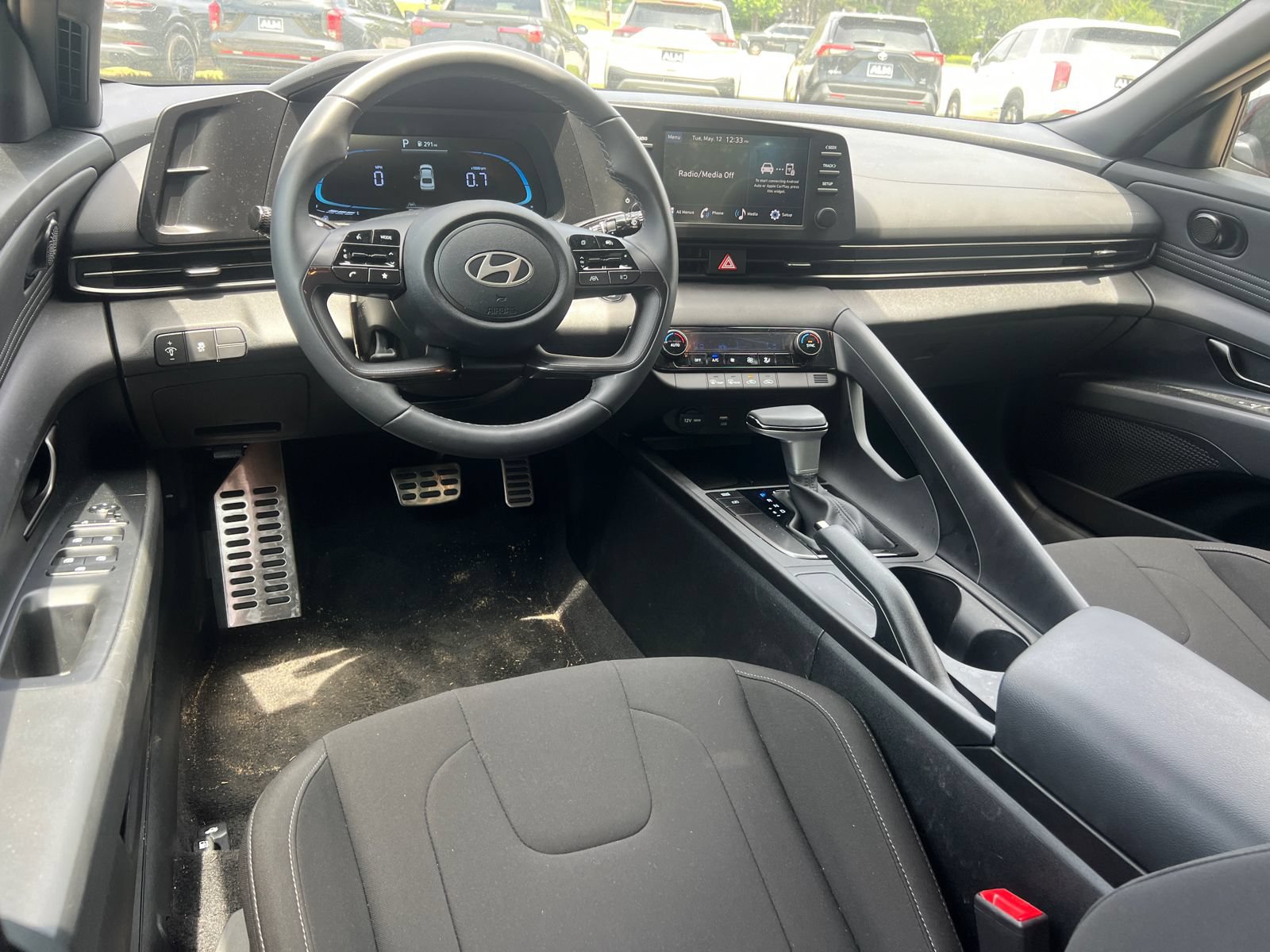 Used 2025 Hyundai Elantra Sport FWD image 21