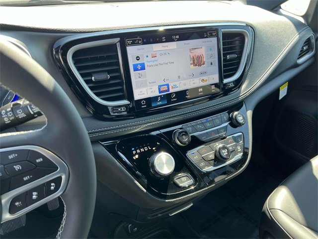 New 2025 Chrysler Pacifica Select image 23