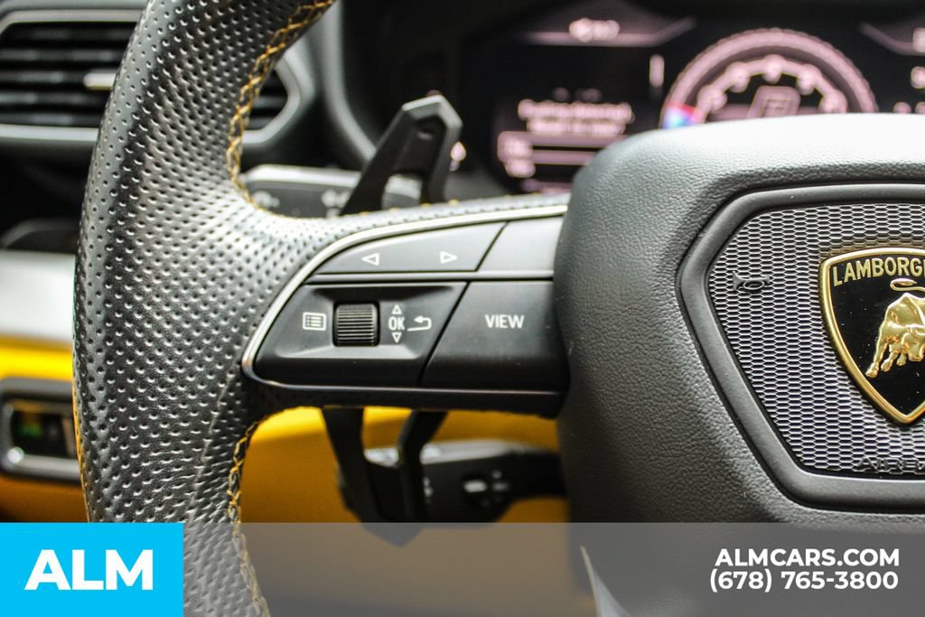 Used 2020 Lamborghini Urus AWD/4WD image 25