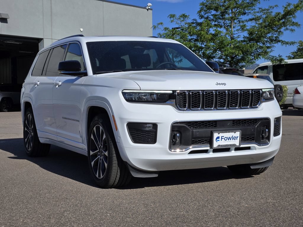 New 2025 Jeep Grand Cherokee L Overland w/ Trailer Tow Package AWD/4WD image 2