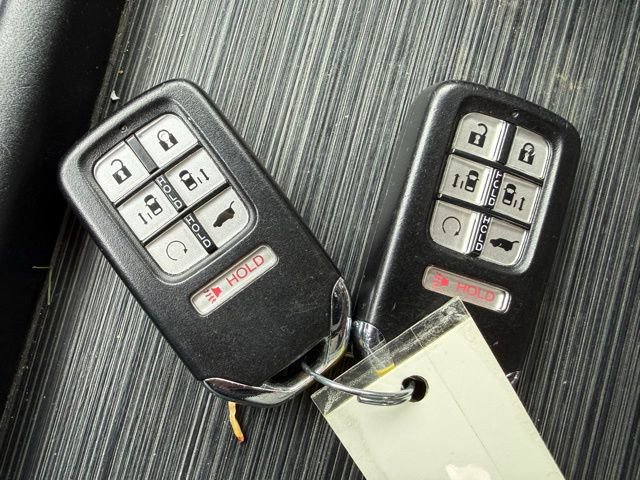 Used 2018 Honda Odyssey Elite image 16