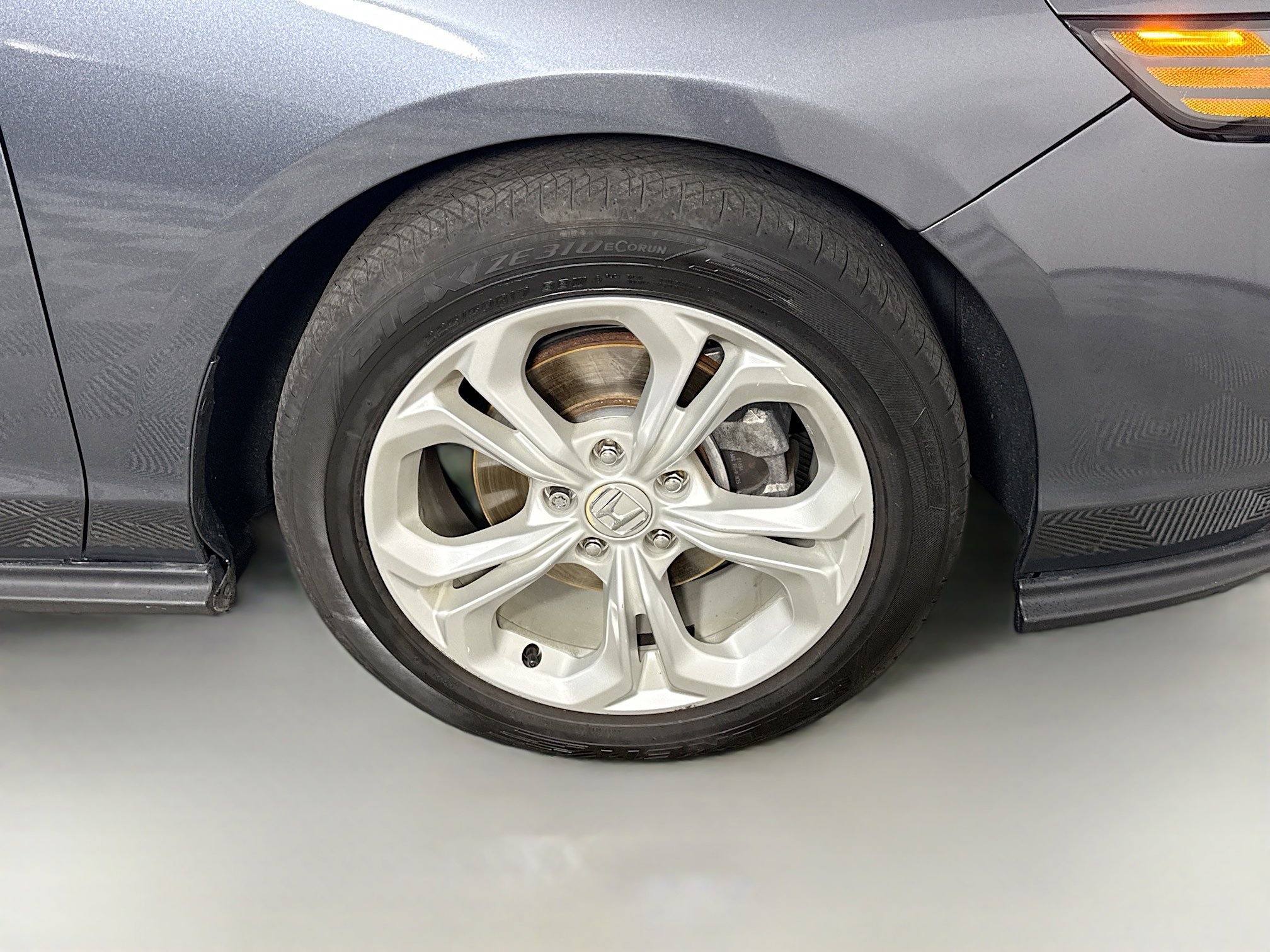 Used 2023 Honda Accord LX image 32