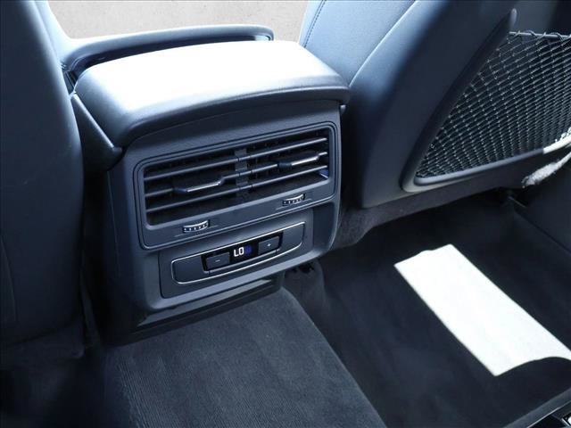 Used 2023 Audi Q7 3.0T Premium w/ Convenience Package AWD/4WD image 22