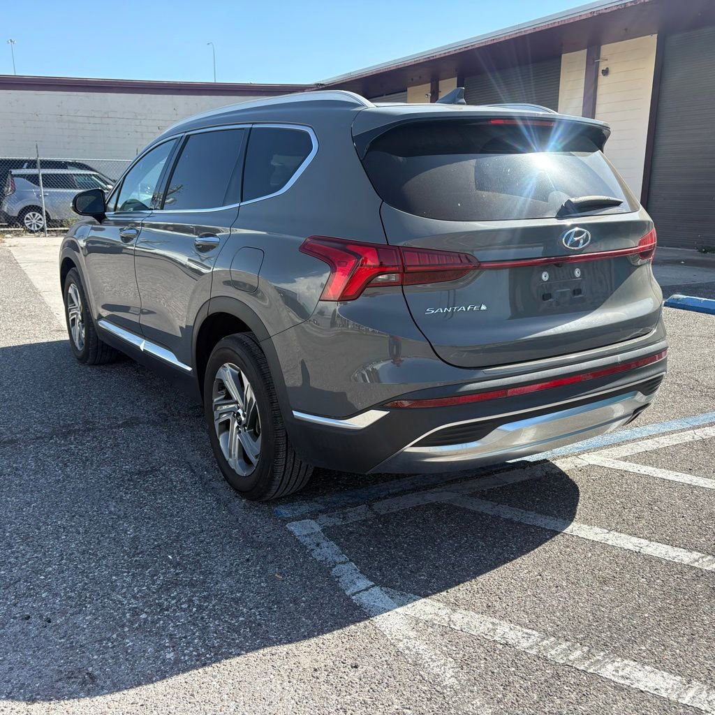 Used 2021 Hyundai Santa Fe SEL w/ Convenience Package FWD image 5