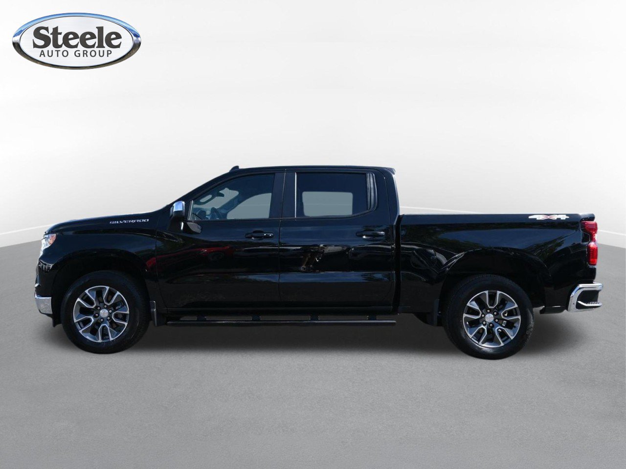 Certified 2024 Chevrolet Silverado 1500 LT AWD/4WD image 4
