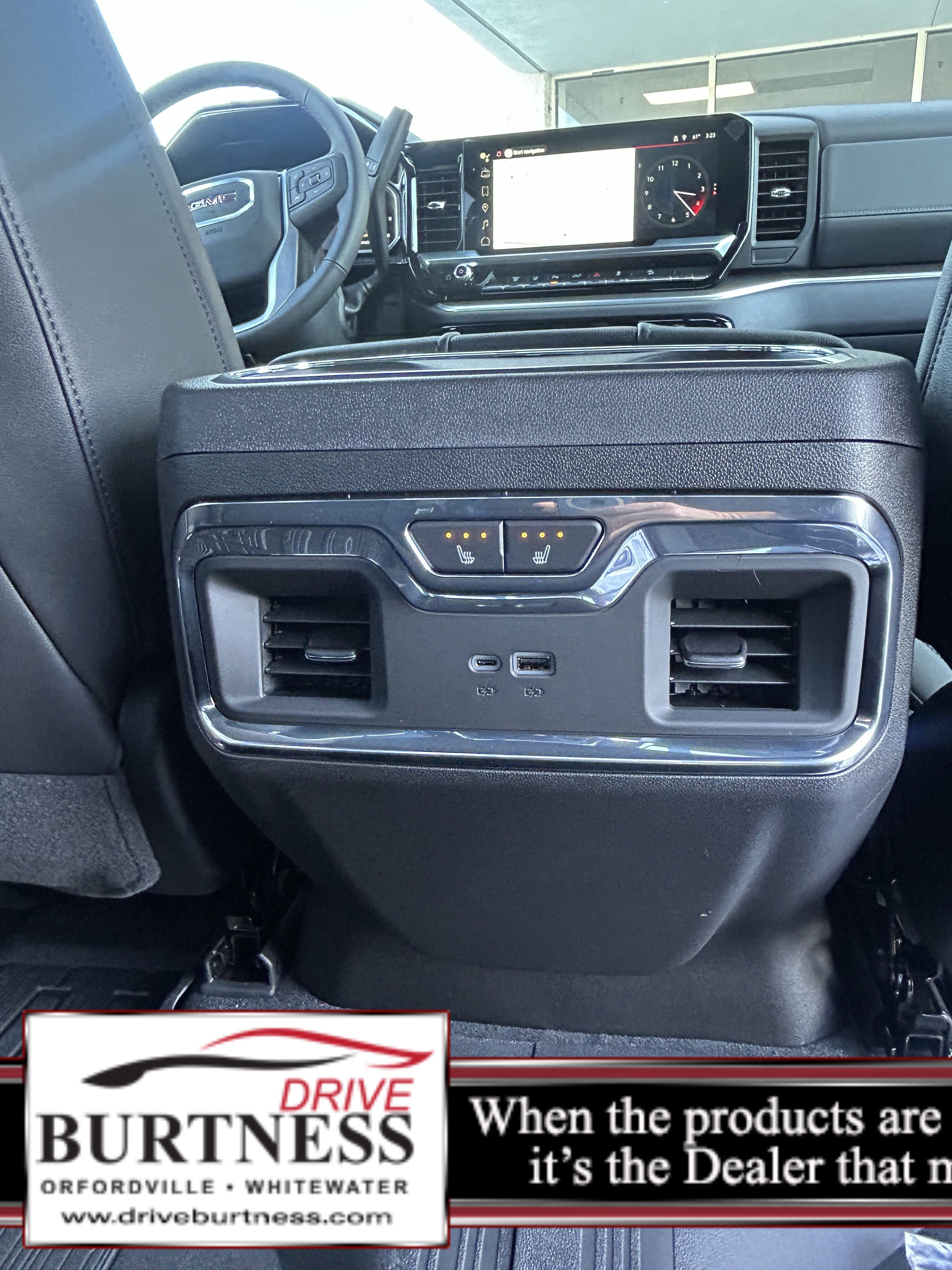 New 2026 GMC Sierra 3500 SLT w/ SLT Premium Package image 30