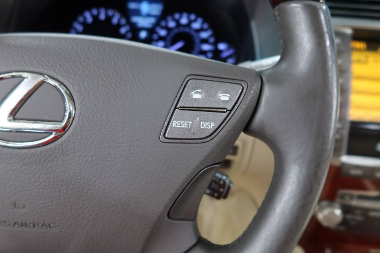 Used 2012 Lexus LS 460 w/ Comfort Pkg RWD image 34