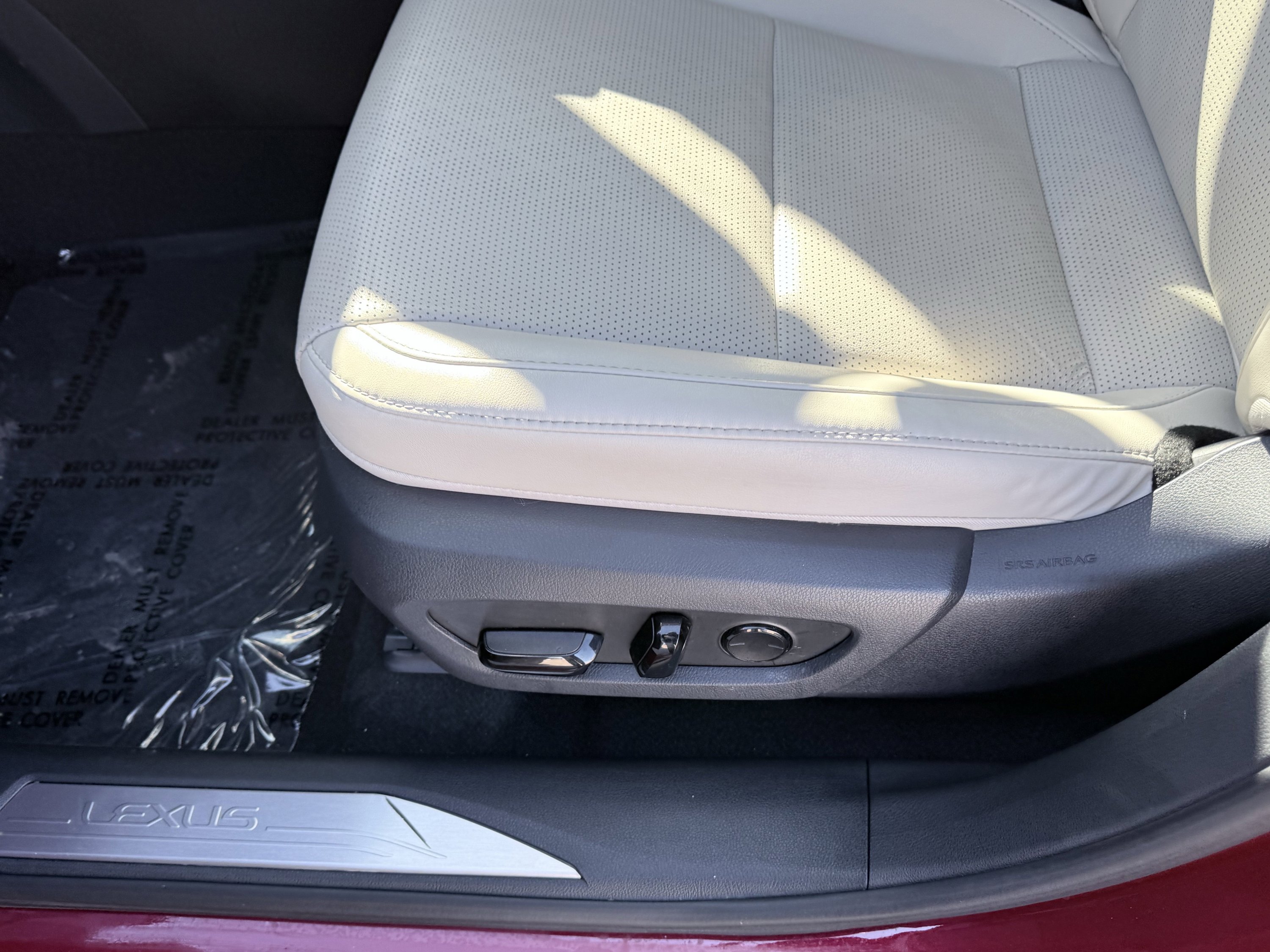 Used 2025 Lexus RX 350 Premium Plus w/ Convenience Package image 25