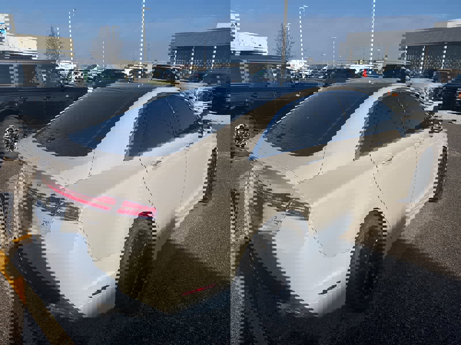 Used 2020 Lincoln MKZ Reserve w/ Elements Package image 10